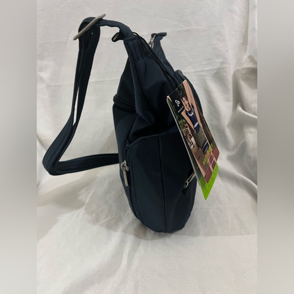 Travelon Anti-theft Classic Crossbody Bucket Bag brandclub - Picture 5 of 7